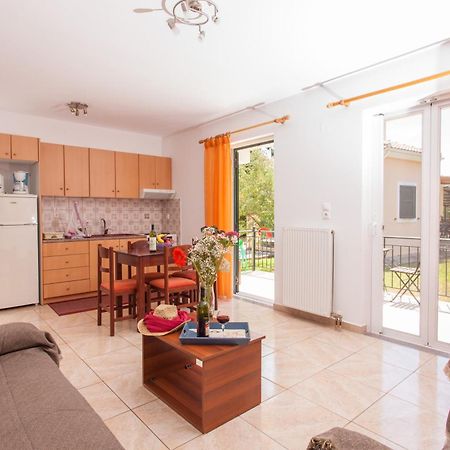 Cozy Apartments In City'S Suburbs Lefkada City Bagian luar foto