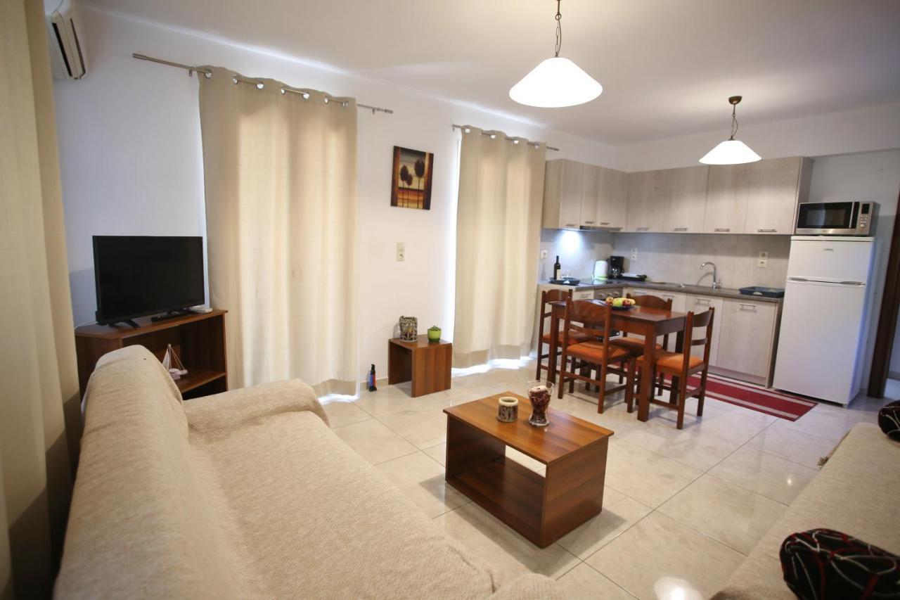 Cozy Apartments In City'S Suburbs Lefkada City Bagian luar foto